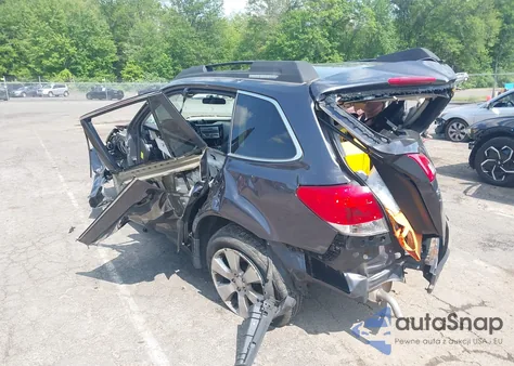 2010 Subaru Outback 2.5I Premium from USA, damaged, VIN 4S4BRBCC6A3324033